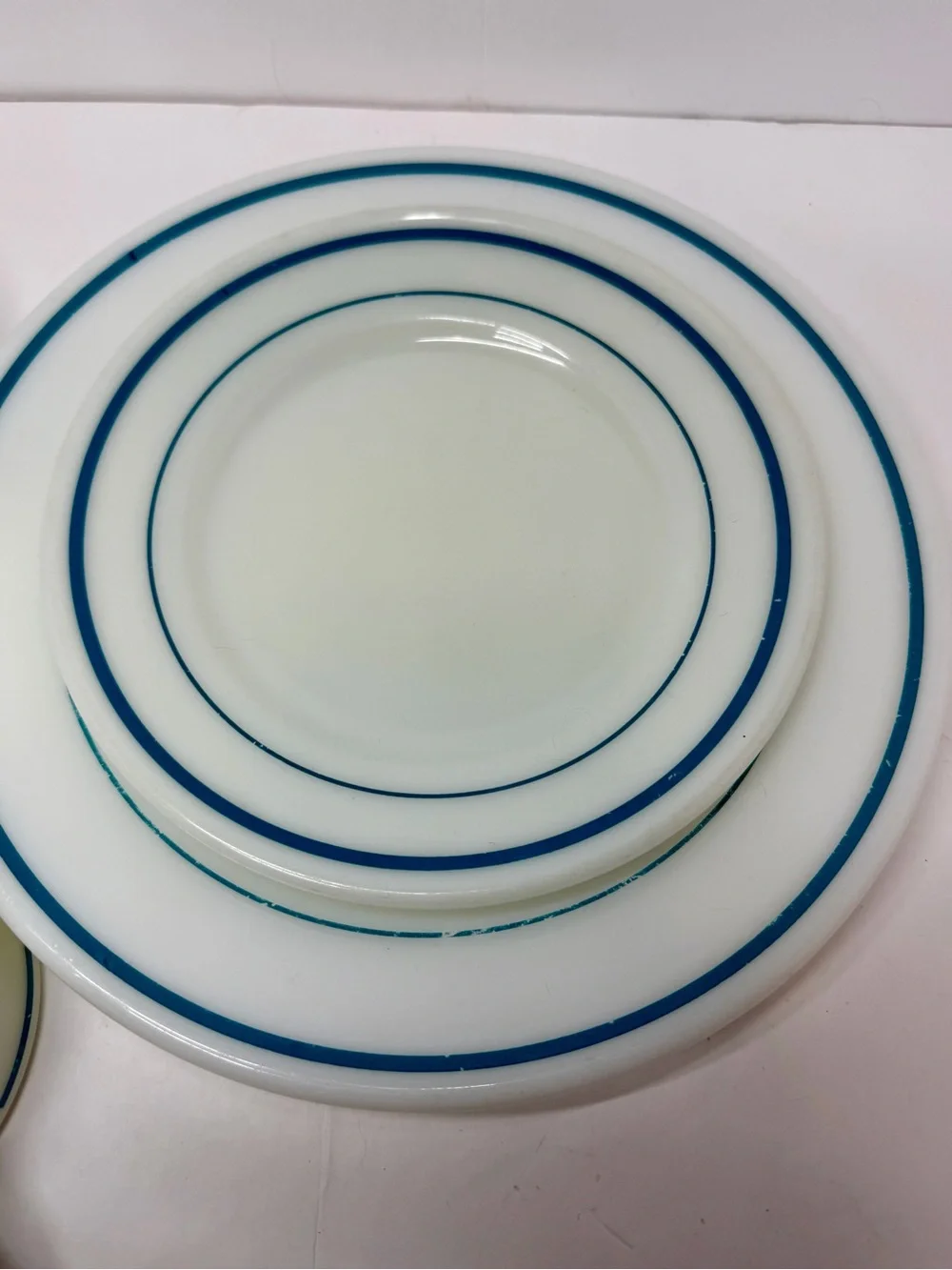 Vintage Pyrex Corning Tableware 4-Piece Place Setting – Blue Stripe / Blue Band